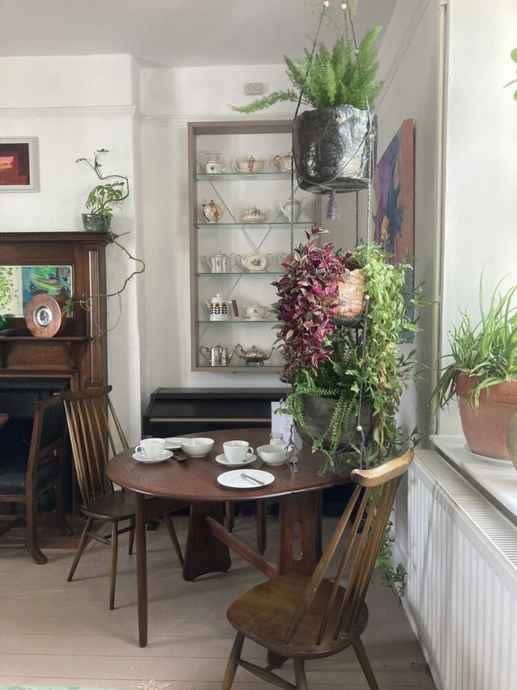 Art House B & B
