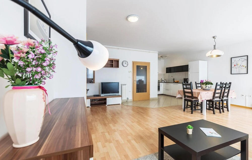 Beautiful Apartment in Pula With 2 Bedrooms and Wifi