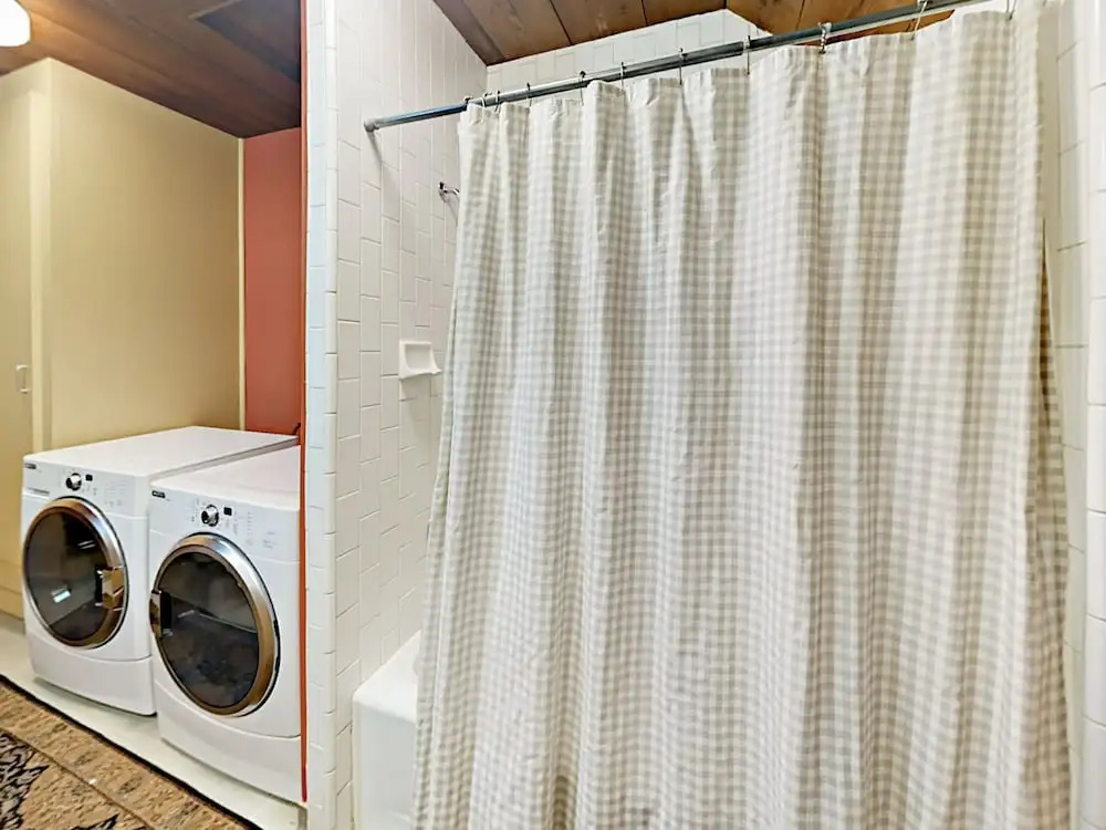 Wooded - 1 Br Home