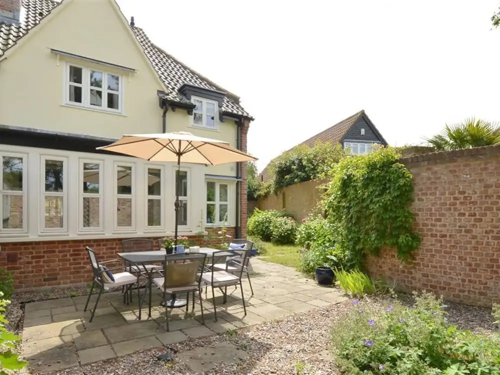 Restful Holiday Home in Aldeburgh With Garden