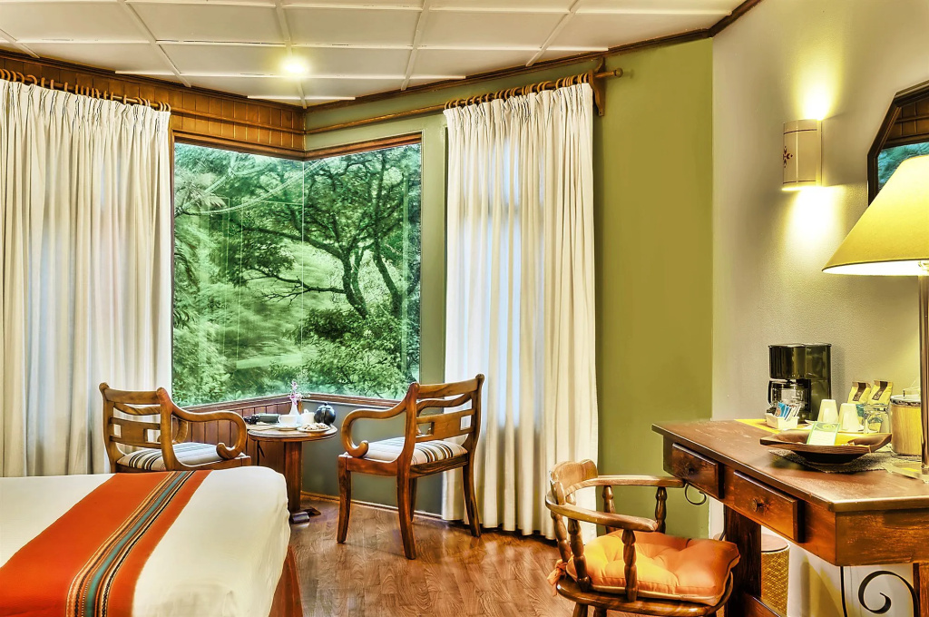 Monteverde Lodge by Böëna