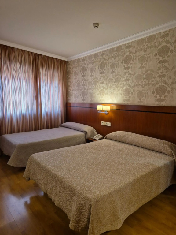 Hotel HHB Pontevedra Confort