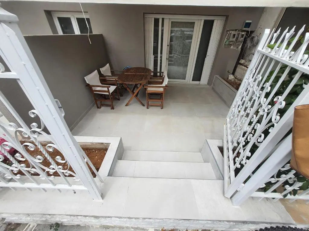 New apartment ,50m from the sea at Nea Irakleia.
