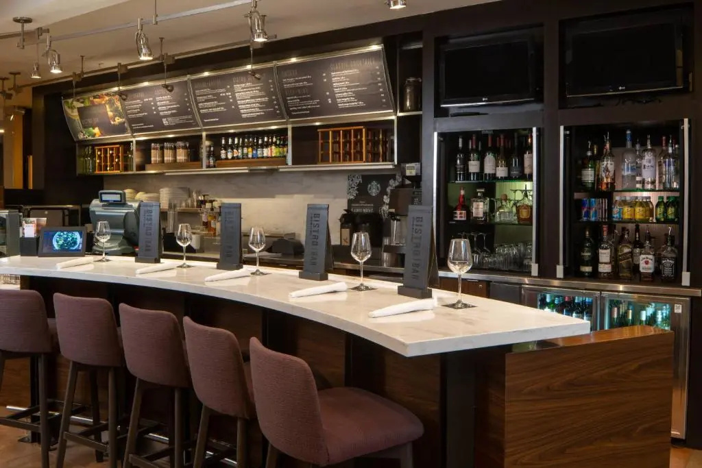 Courtyard by Marriott Nashville Airport