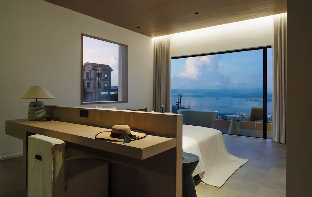 Miyue Shenzhen Tianlu Secret Wild Wizard Holiday Hotel