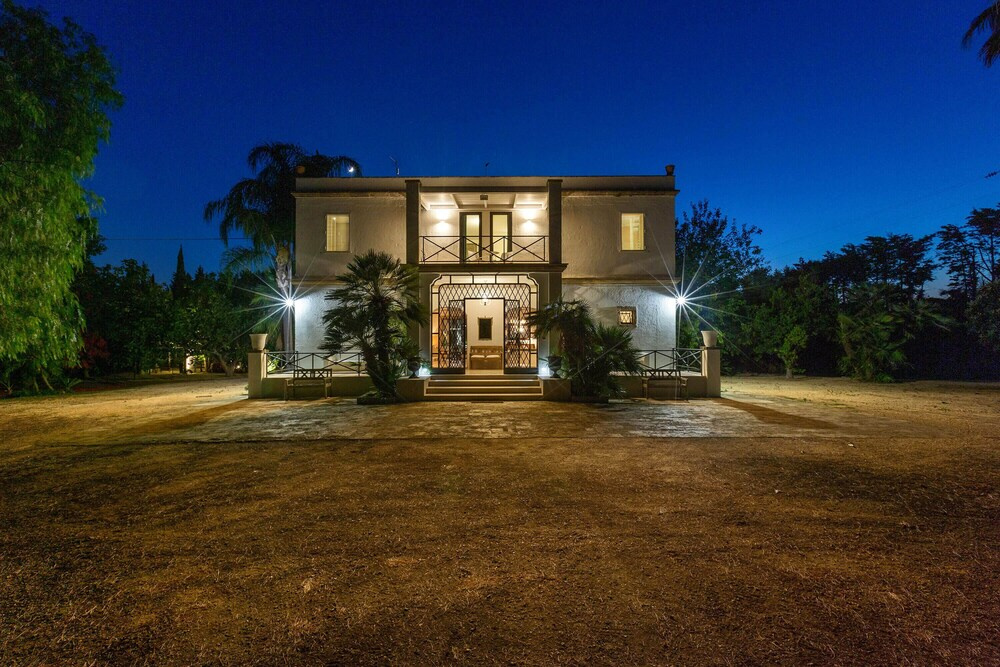 Villa Casablanca by Perle di Puglia