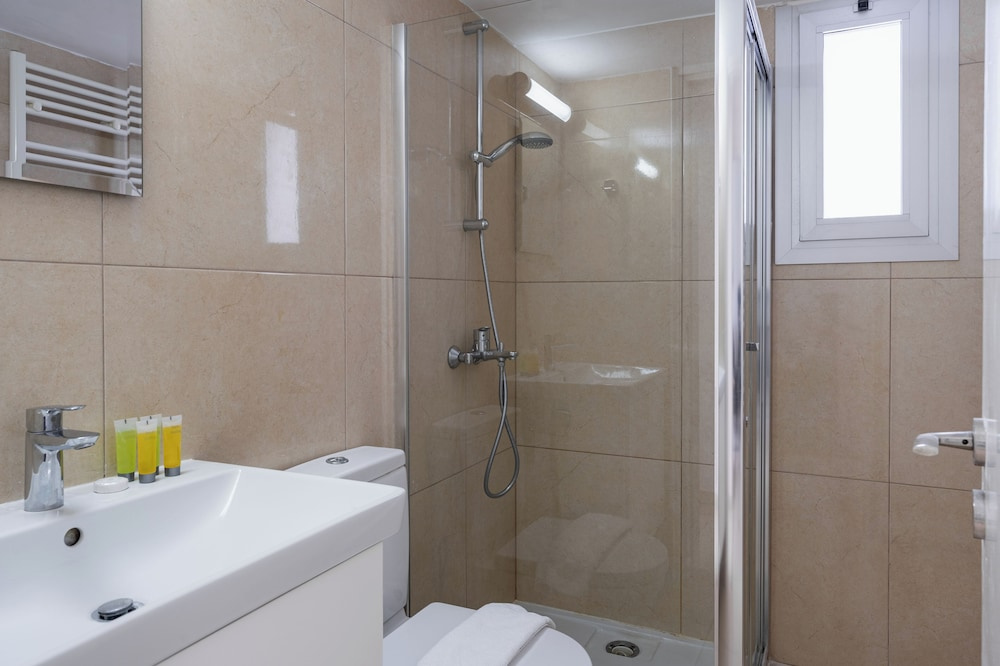 Classy 2BR Cafe Suite Strovolos