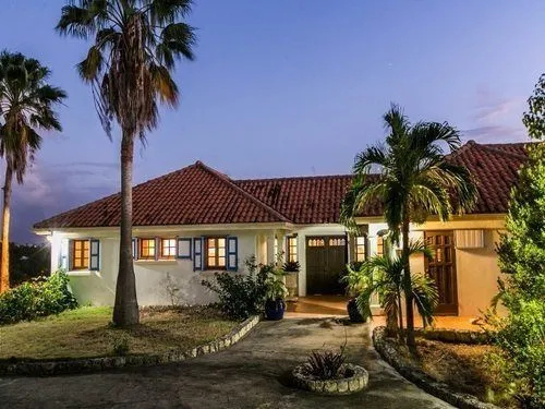 Villa Vue Cristal