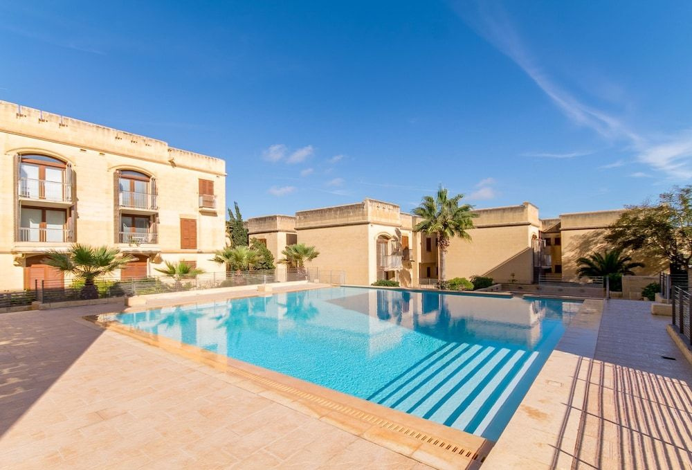 Harbour Views Gozitan Villa Shared Pool - Happy Rentals