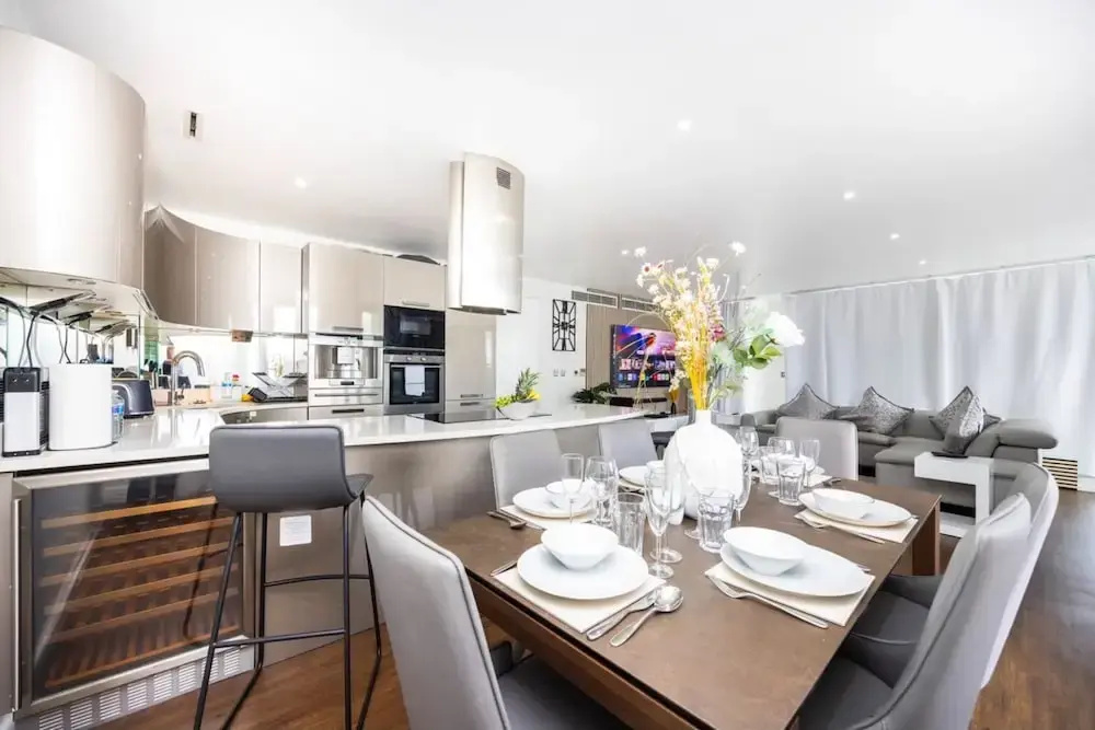 Austin David Apartments - Blue Cove