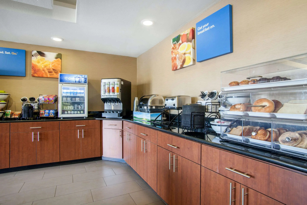 Comfort Inn & Suites Norman near University