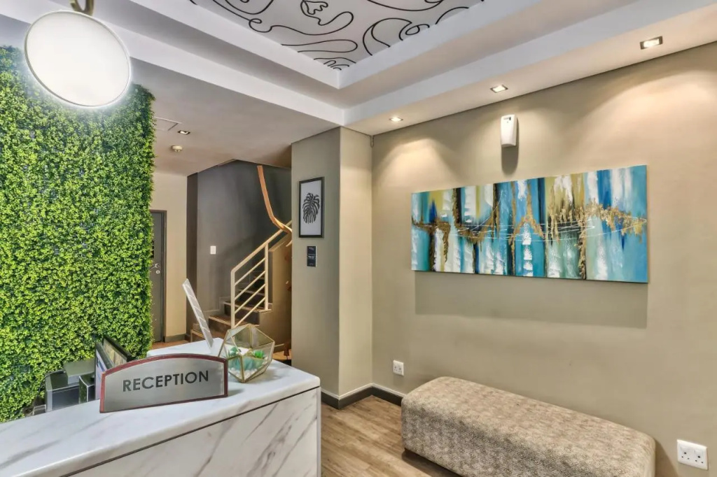 WINK Aparthotel Foreshore