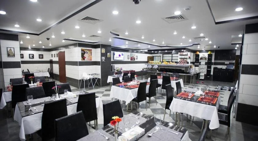 Easy Inn Hotel Suites