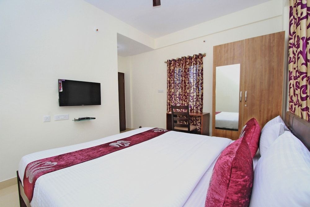 OYO 9990 Hotel The Bliss