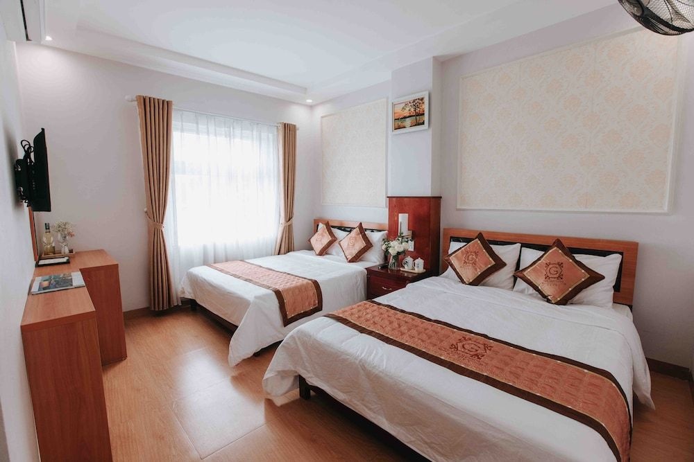 Golden Coto Hotel