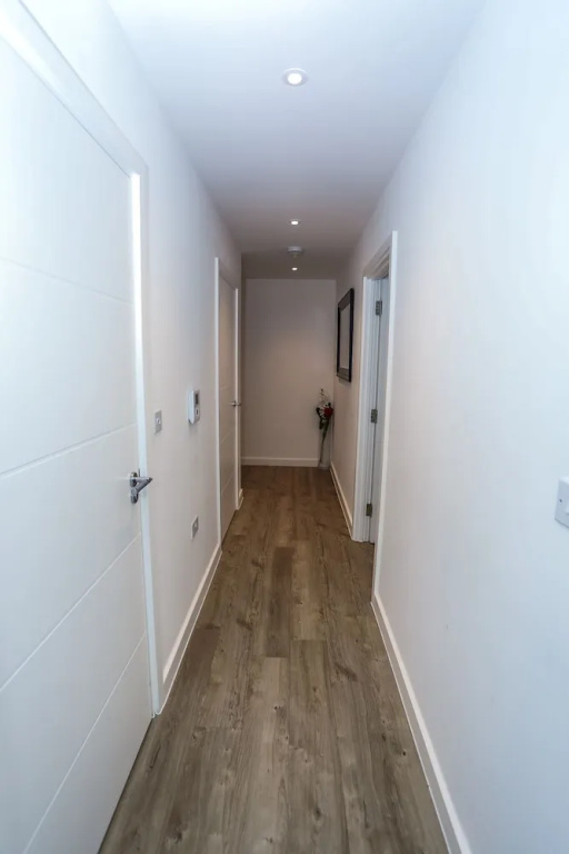 Exquisite One Bed Apartment
