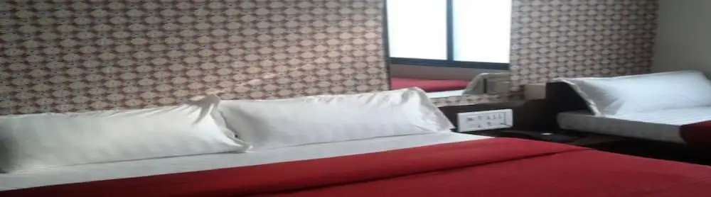 Room Maangta 100 - Andheri East