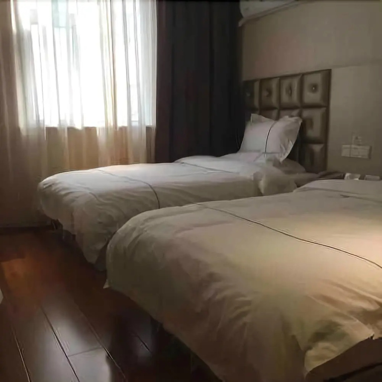 Super 8 Hotel