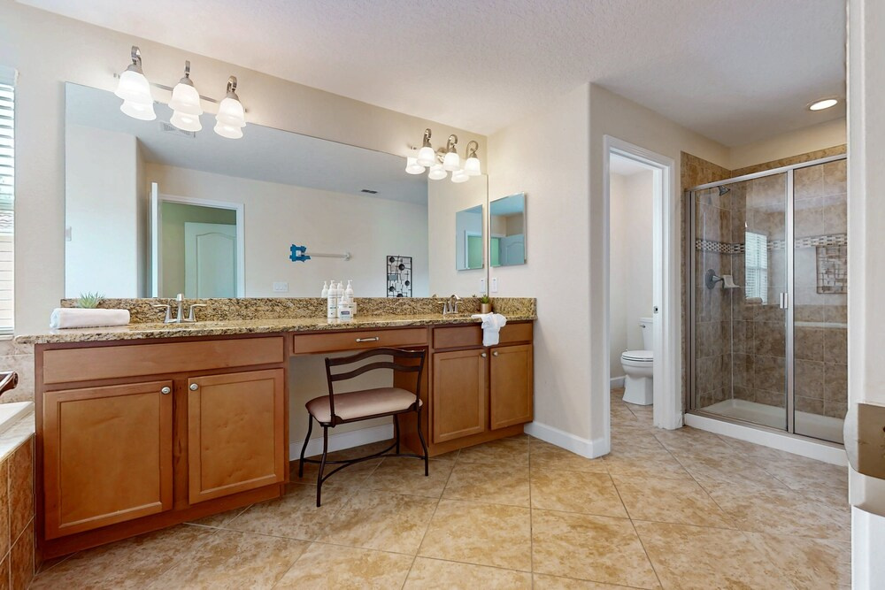 Dog-friendly Home With Private Pool, High-speed Wifi, Central AC, & Washer/dryer