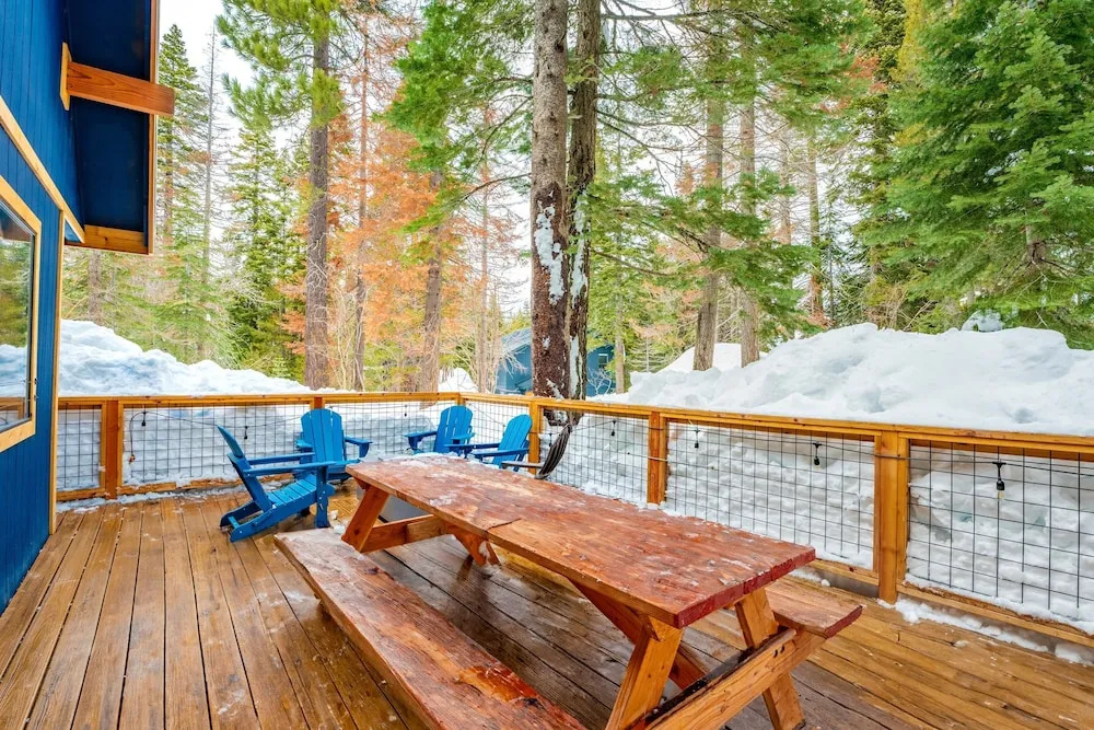Indigo Owl by Avantstay Cabin w Firepit Minutes to Lake Slopes