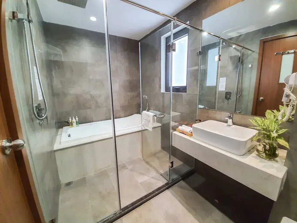 REIWA INN APARTMENT