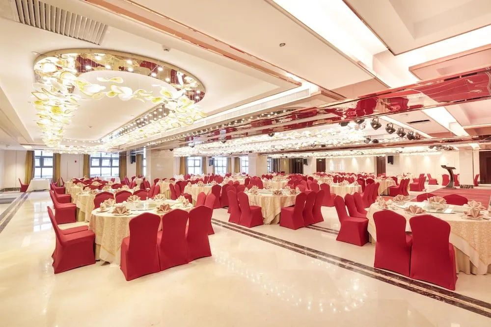 YueXin Tomorrow Hotel Sanya