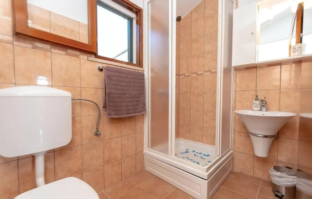 Pet Friendly Home In Cara