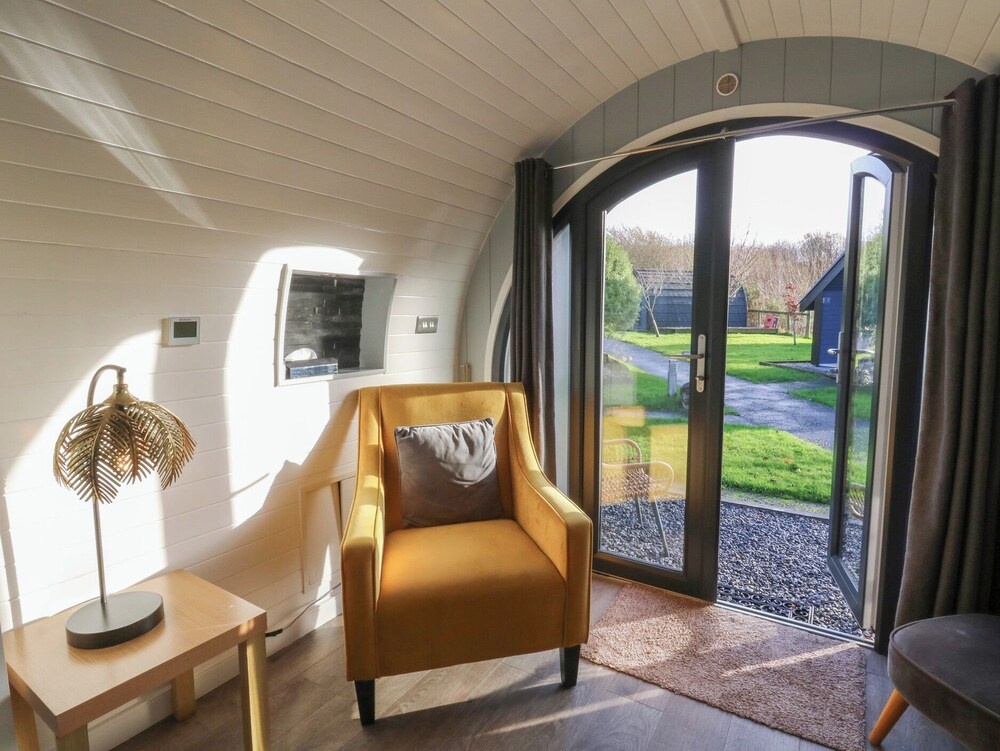 Glamping Pod 5 - Gower