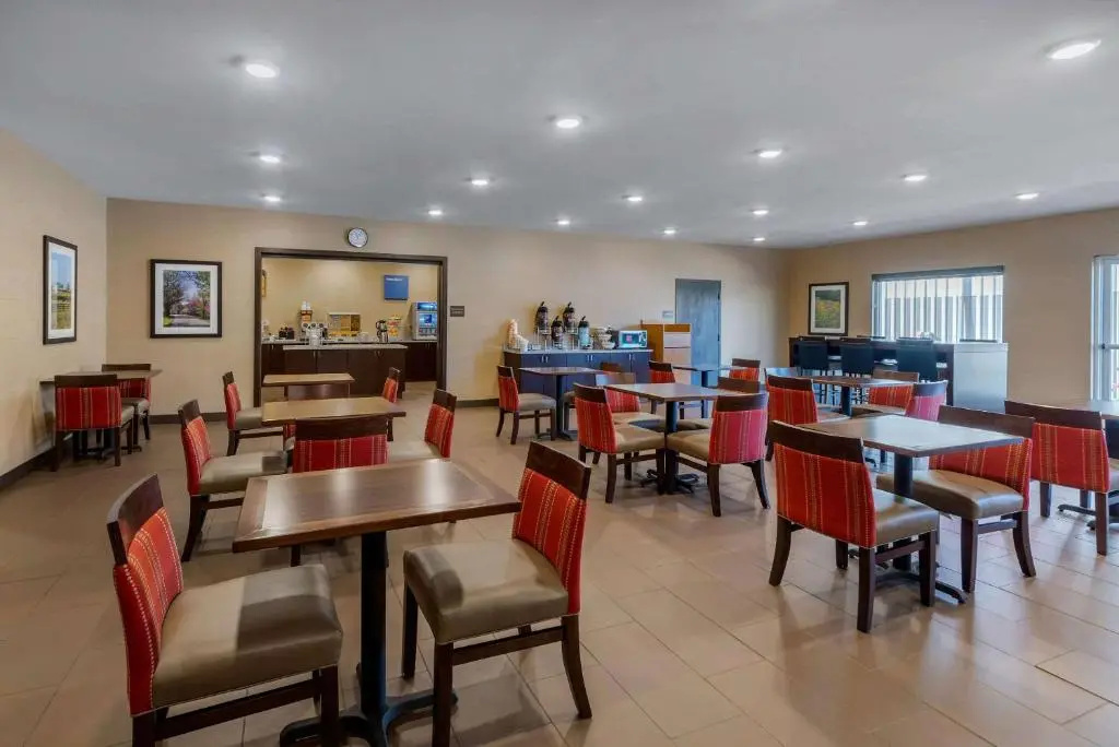 Comfort Inn & Suites Northern Kentucky
