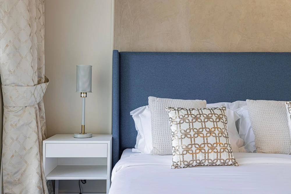 Luxurious And Stylish 1br With Amazing City Views