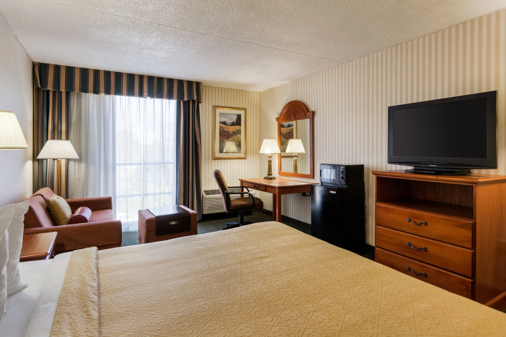 Quality Inn Near Joint Base Andrews-Washington Area