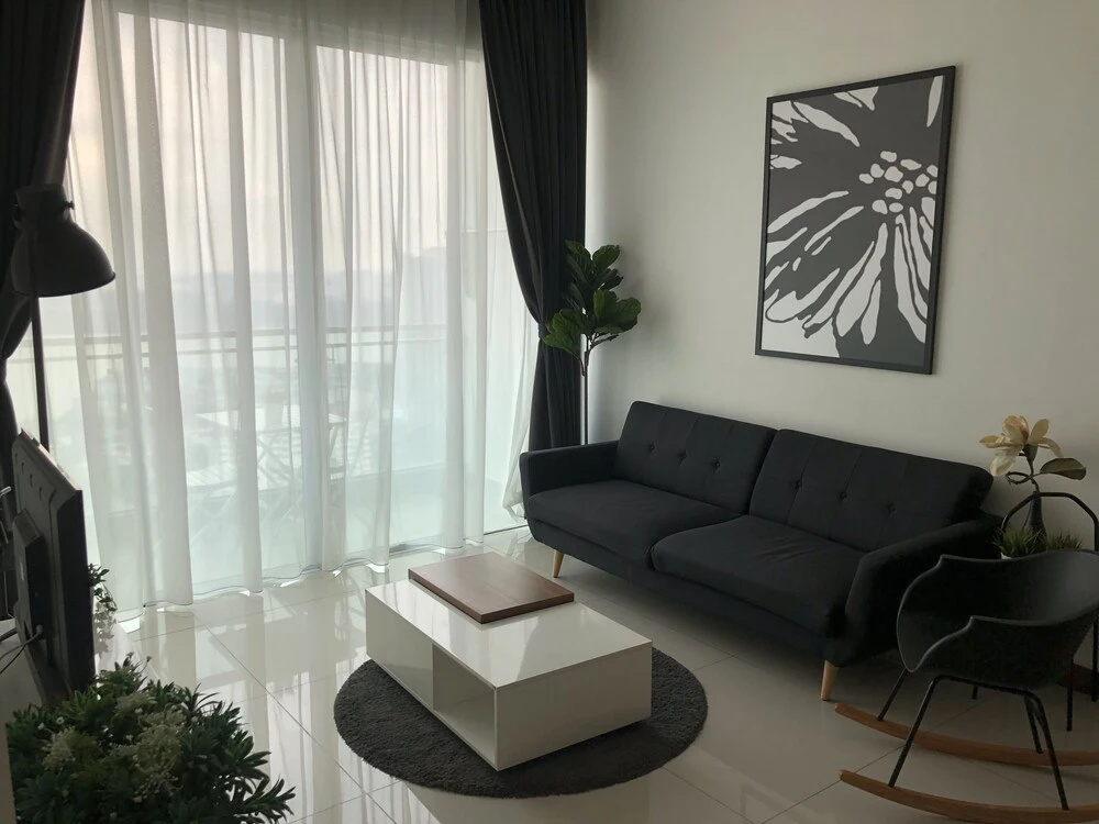 Paragon Suite Homestay by Antlerzone