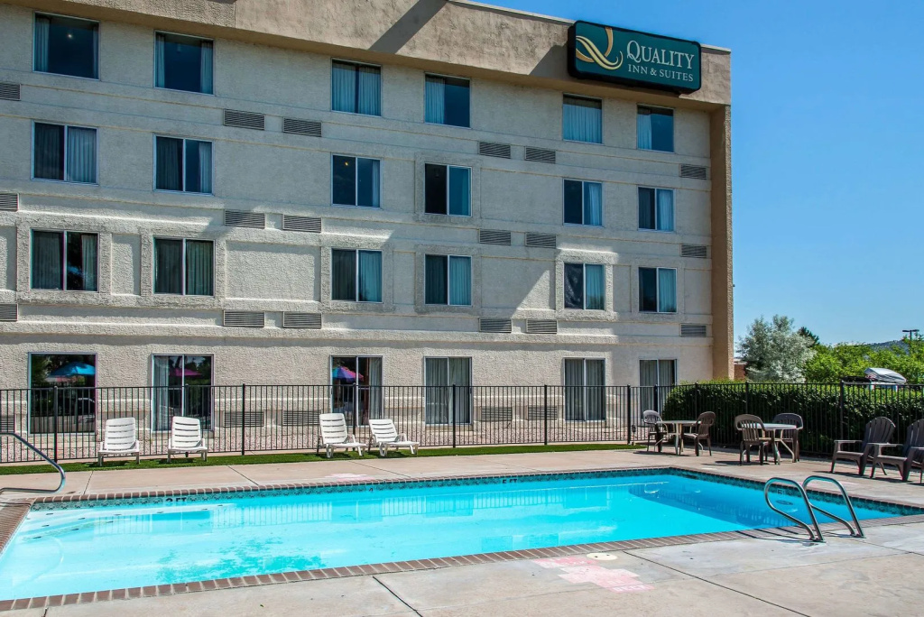 Quality Inn & Suites Garden Of The Gods