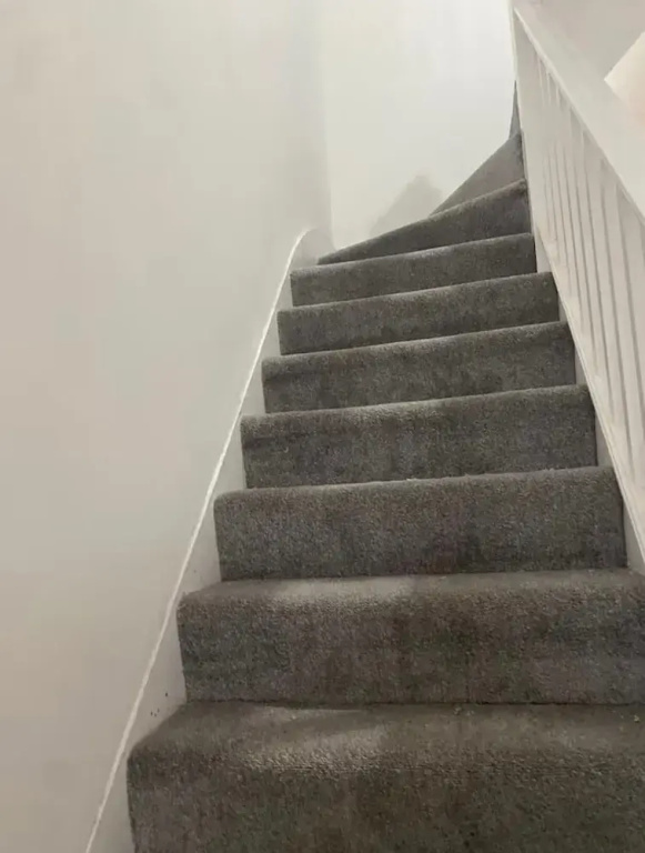 London Blissful Retreat - 4 Bedroom House