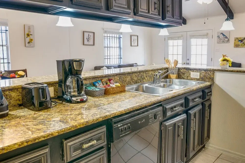 San Antonio Home w/ Private Pool: 5 Mi to Downtown