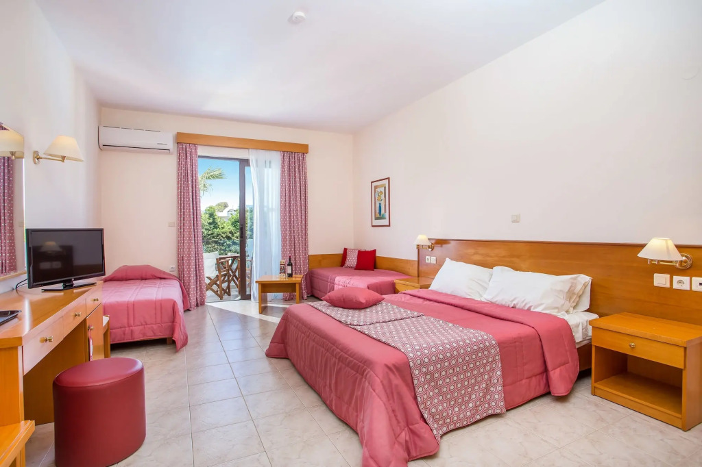 Stavros Melathron Studios