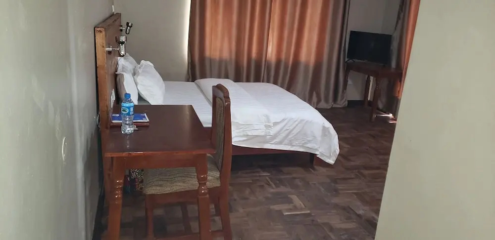 Rocy Hotel