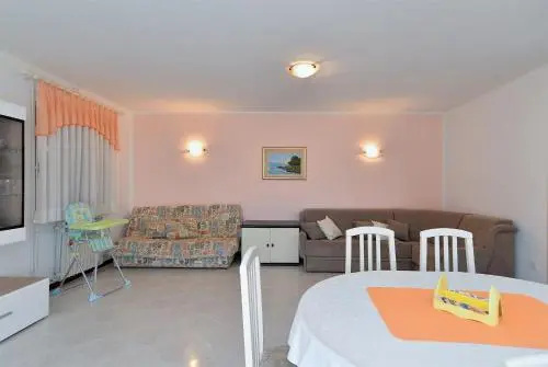 Apartment Gracijela 827
