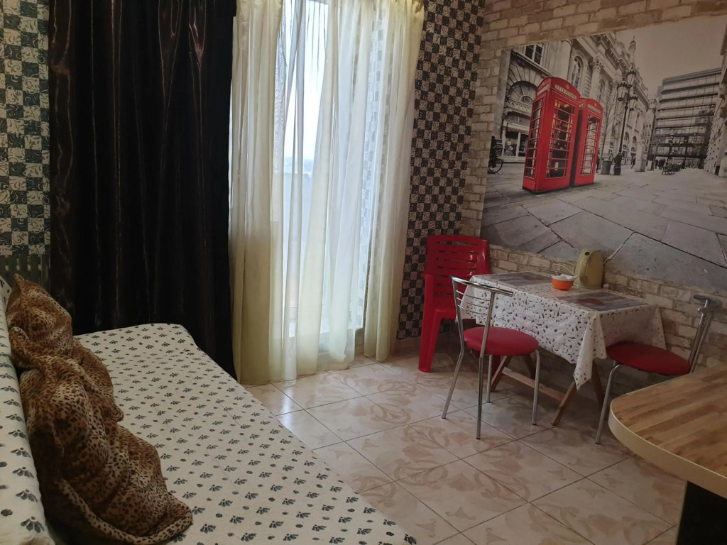 Apartments on Rodnikovoy