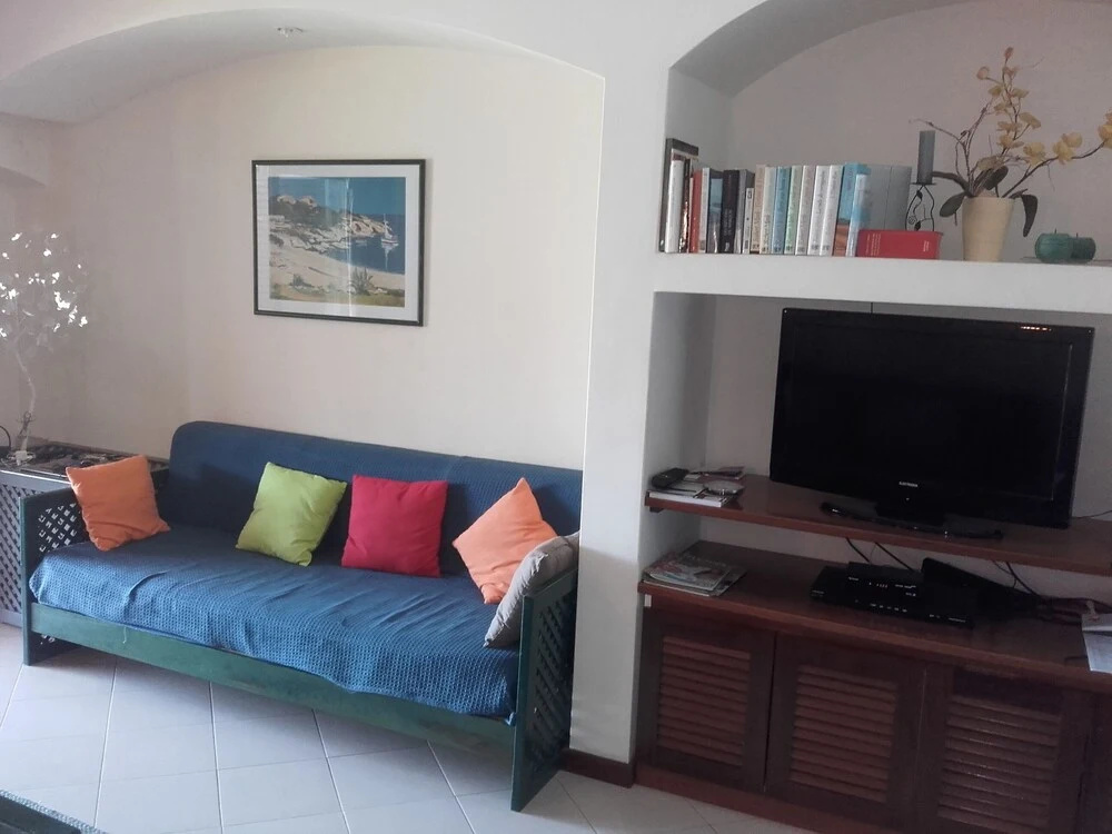 Inviting Duplex 1-bed Apartment in Albufeira Town