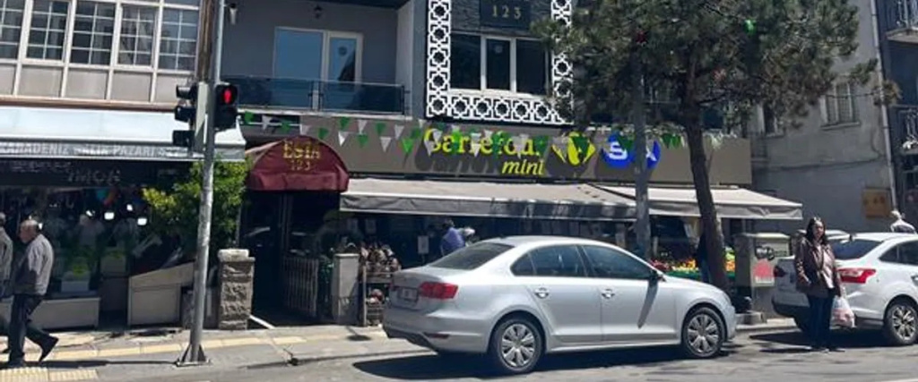 Esta 123 Apart Otel