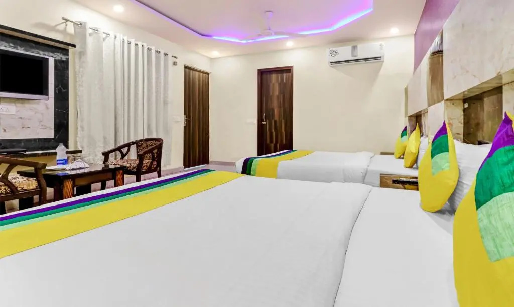 Itsy Hotels Royal Residency