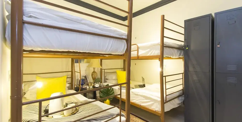 ZEN Hostel The Bed Station