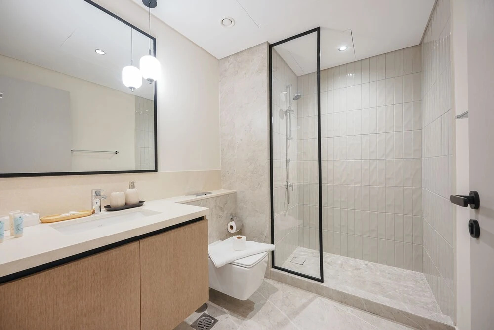 Stayis- Luxurious 2 BR near Burj Khalifa