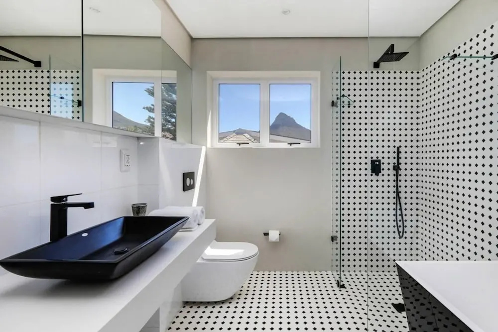 Spacious Holiday Villa w Private Pool Garden Serein
