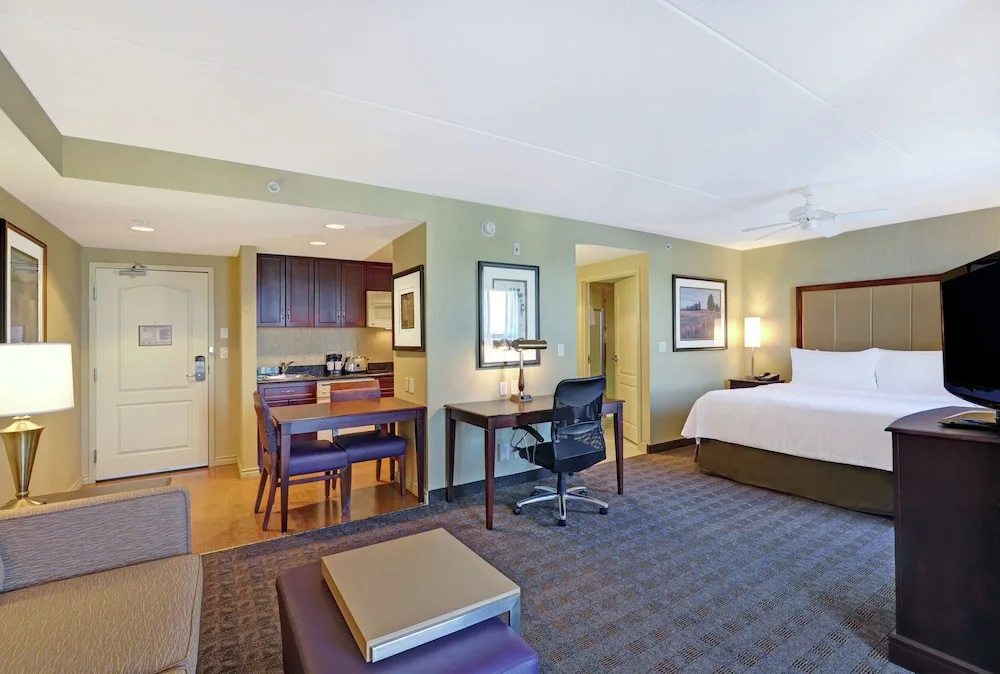 Homewood Suites by Hilton Cambridge-Waterloo, Ontario