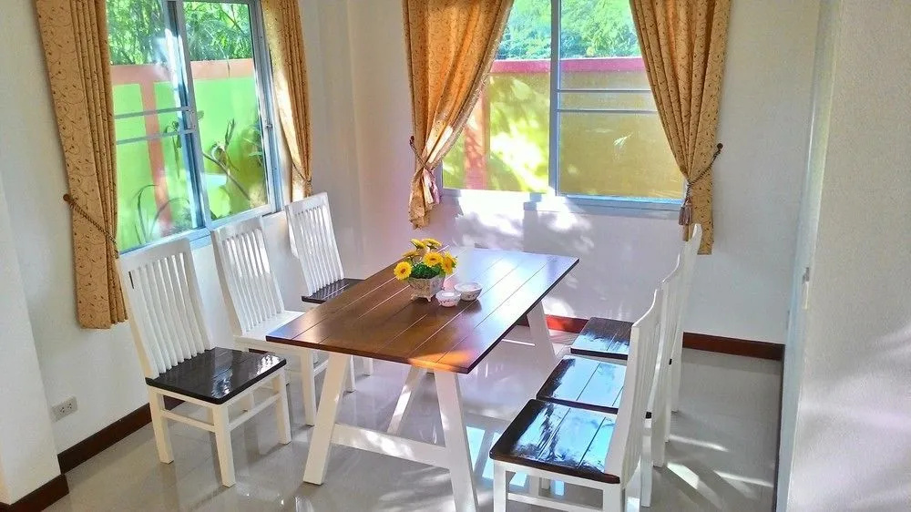 Orange Villa