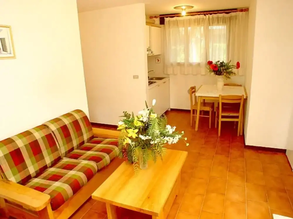 Cozy Apartment With Fenced Garden in Lignano Sabbiadoro