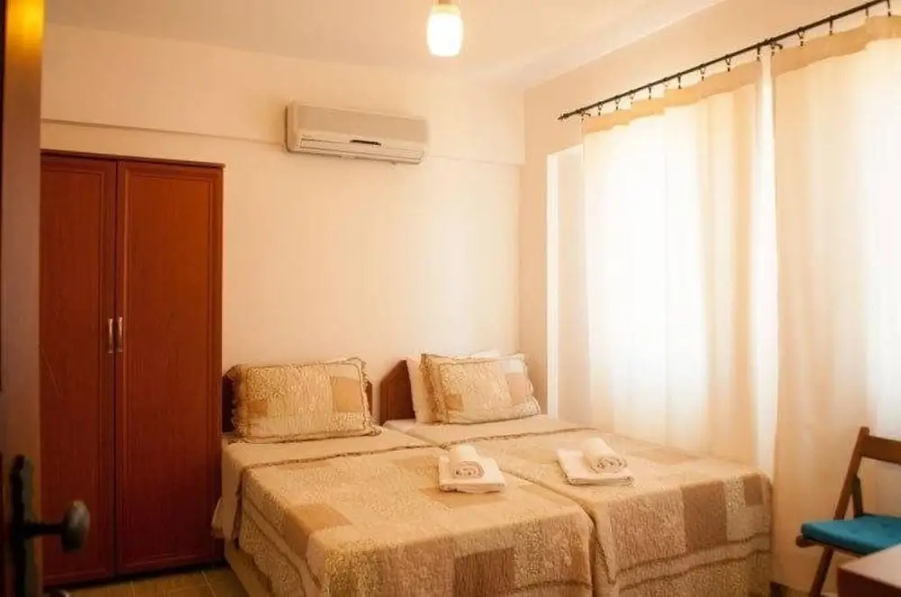 Karna Hotel
