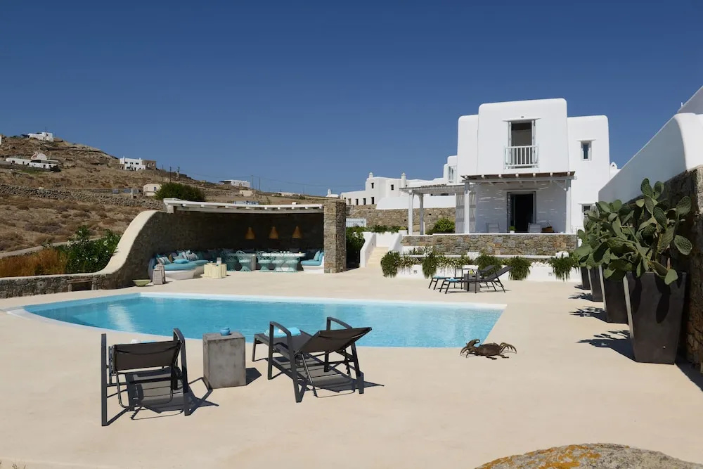 Villa Epíneio - Luxury 5-bedroom Villa